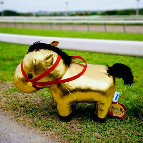 金の馬 BIGぬいぐるみ | オンラインクレーンゲーム「GiGO ONLINE CRANE」